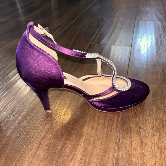 Plum Colored Heels - Picture 2 of 2